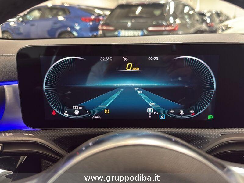 Mercedes-Benz Classe A - W177 2018 Diesel A 180 d Premium Night edition auto