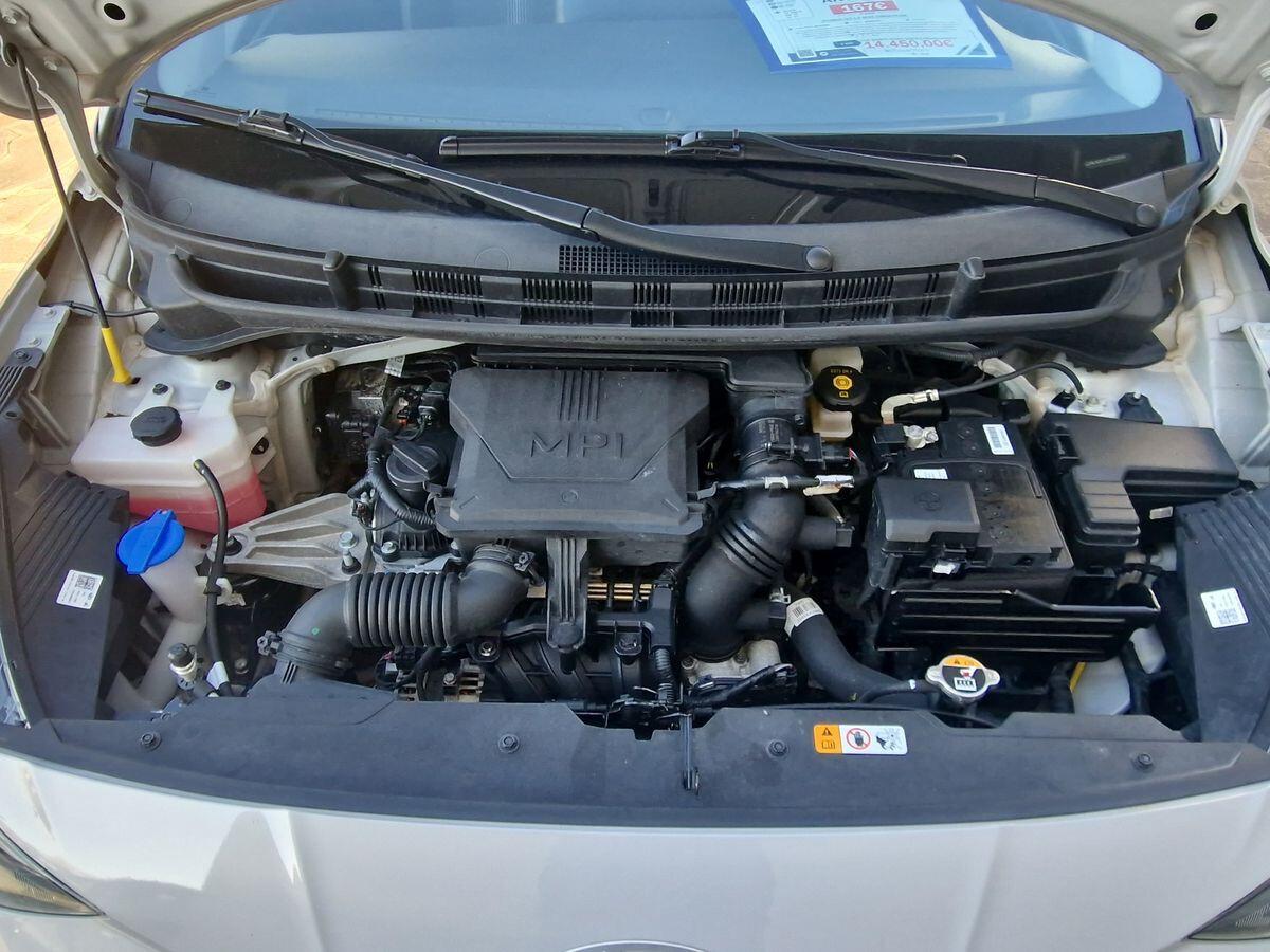 HYUNDAI I10 1.0 CONNECTLINE