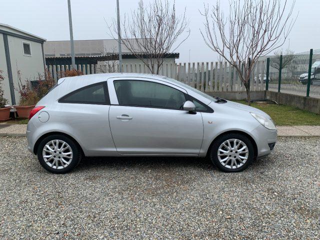 OPEL Corsa 1.2 3 porte Enjoy