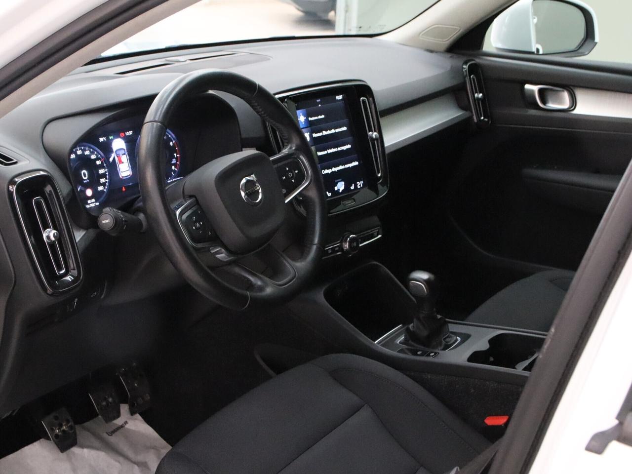 Volvo XC40 1.5 t2 Momentum Pro my21