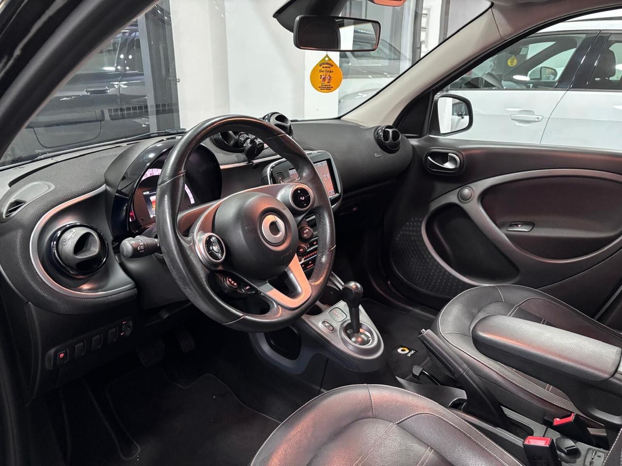 SMART FORFOUR 1.0 TWINAMIC PRIME NAVI-LED