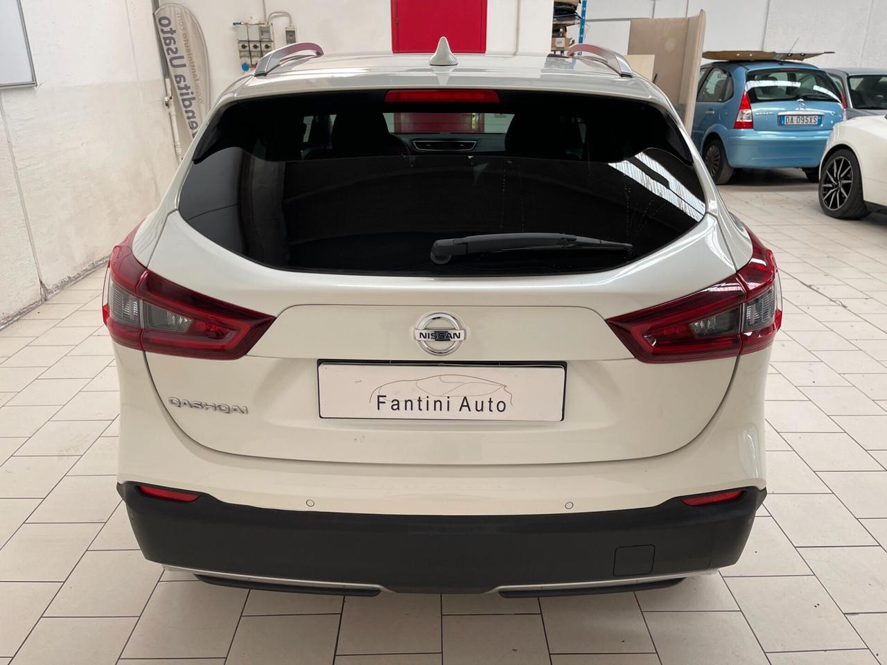 Nissan Qashqai Tekna 1.5 dci 115cv c.auto-Ok Neopaten-LEGGI SOTTO