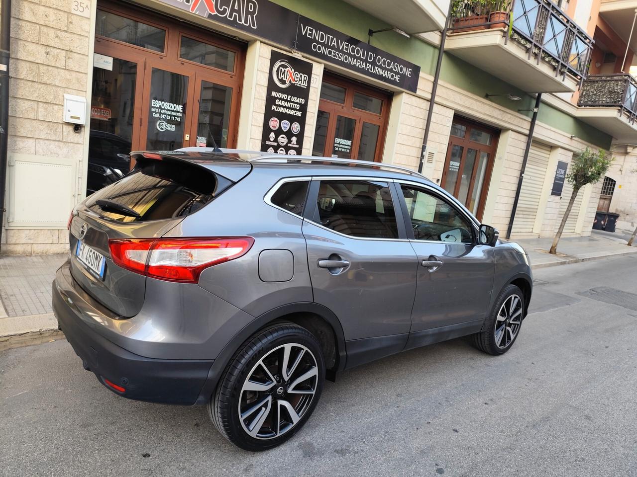 Nissan Qashqai 1.5 dCi 110CV Tekna TETTO NAVI