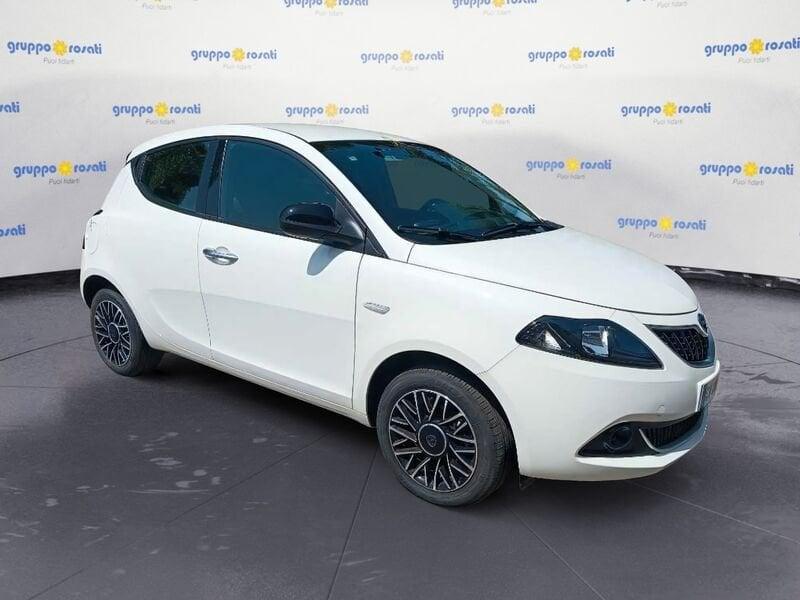 Lancia Ypsilon New 5 porte My24 1.0 Firefly 70 CvStart&Stop Hybrid Oro