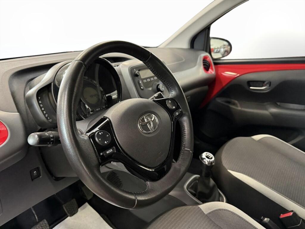 Toyota Aygo 5 Porte 1.0 VVT-i x-cool