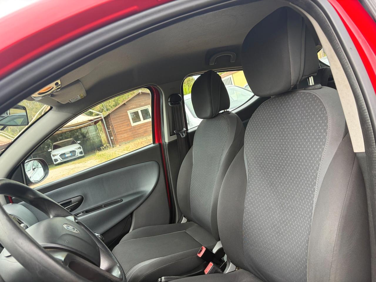 LANCIA YPSILON 1.2 69CV ANNO 2016 KM 150.000 GARANTITA