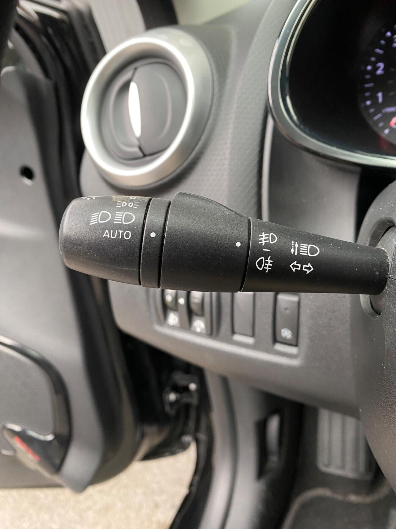 Renault Clio 1.5 dCi 8V 90cv S&S 5p. Energy Duel