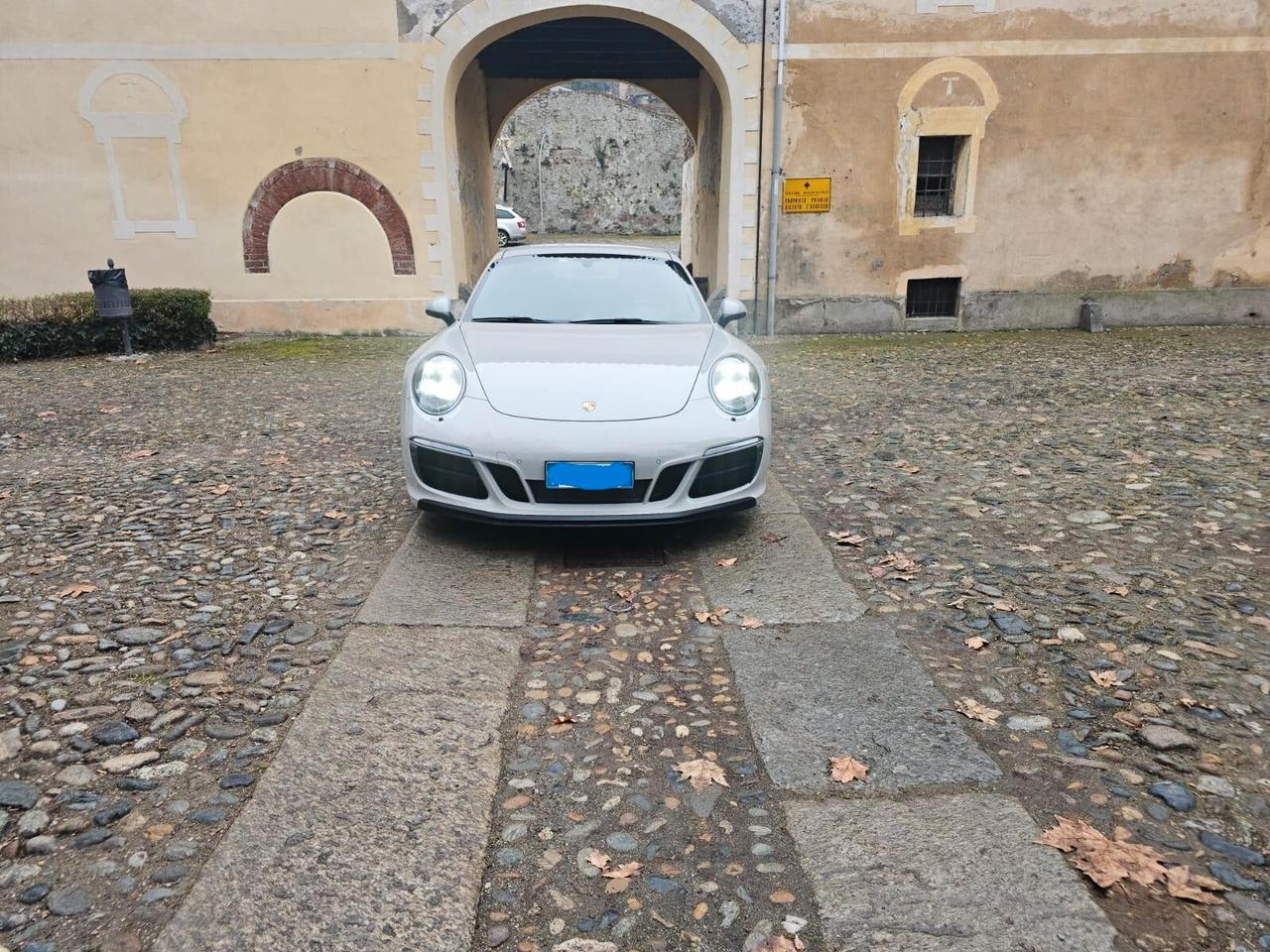 Porsche 911 3.0 Carrera 4 GTS Coupé come nuova