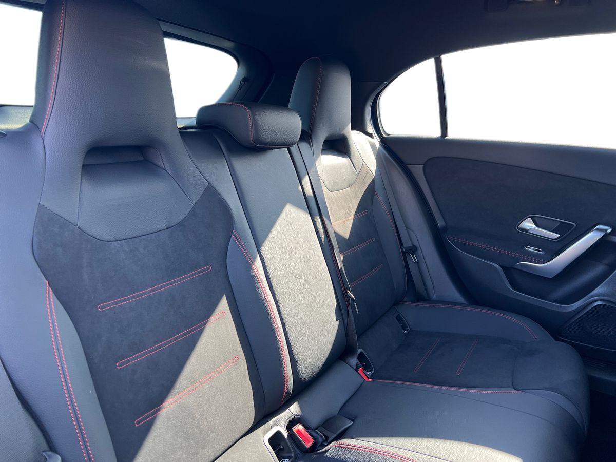 Mercedes-Benz A 180 AMG Line Advanced auto