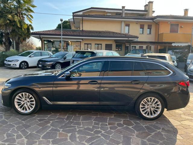 BMW 520 d 48V Touring Luxury - TETTO - PELLE -