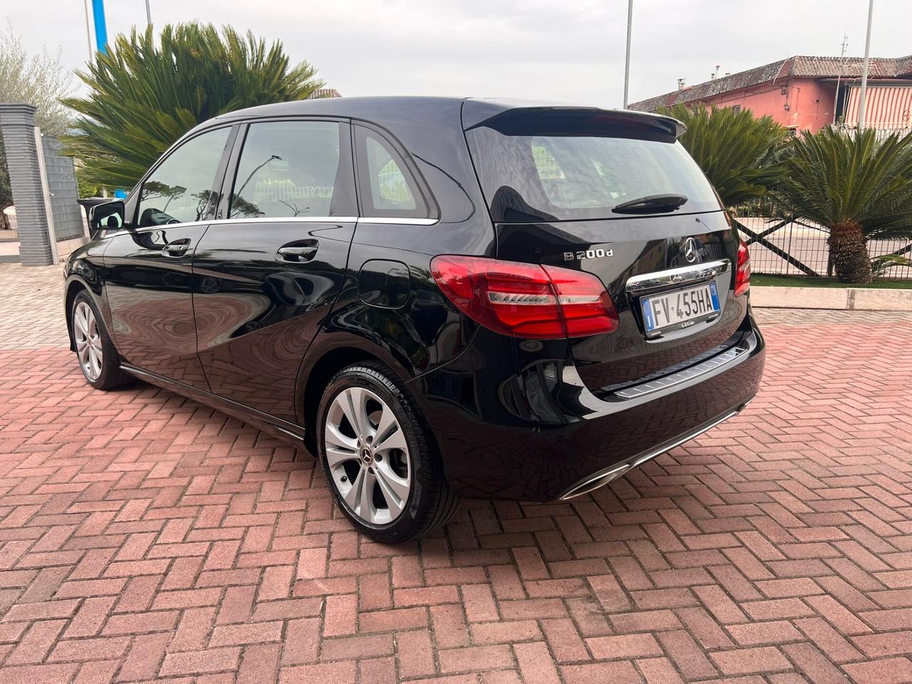 Mercedes-benz B 200 d Automatic Premium