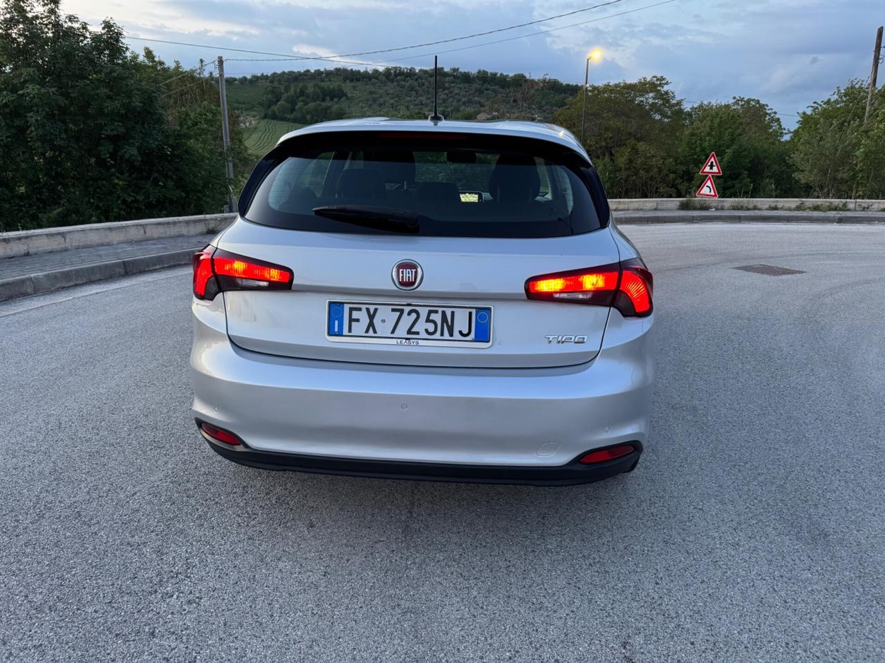 Fiat Tipo 1.6 Mjt S&S 5 porte Lounge