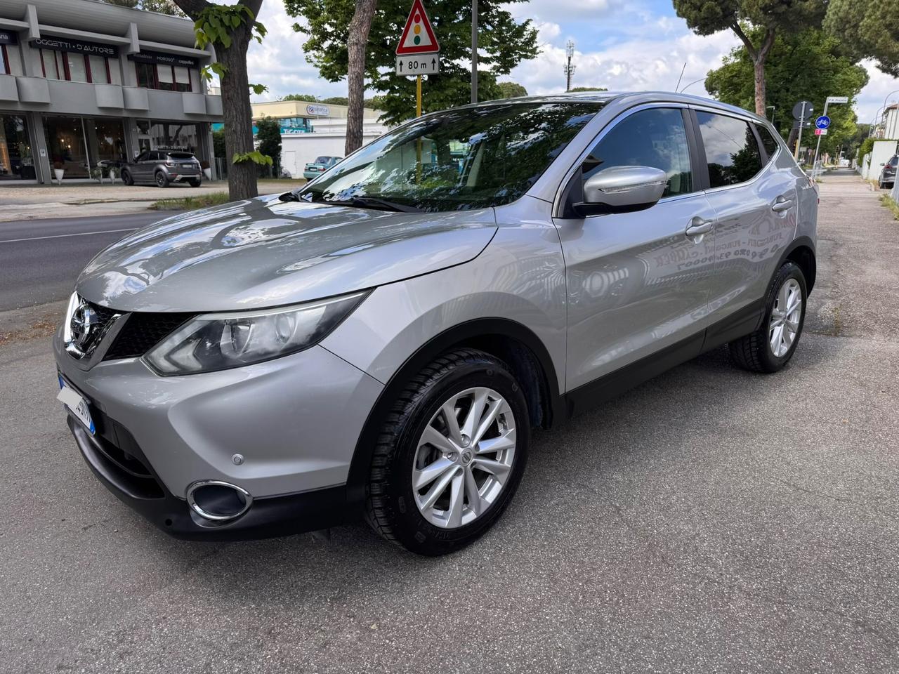Nissan Qashqai 1.5 dCi neopaten garanzia 12 mesi
