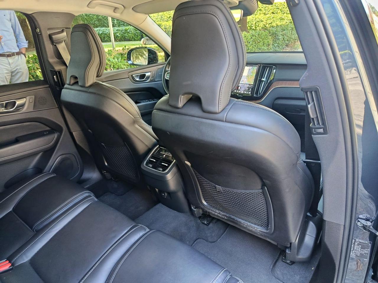 Volvo XC 60 Ultimate Dark 2.0 B4 MHEV #11036