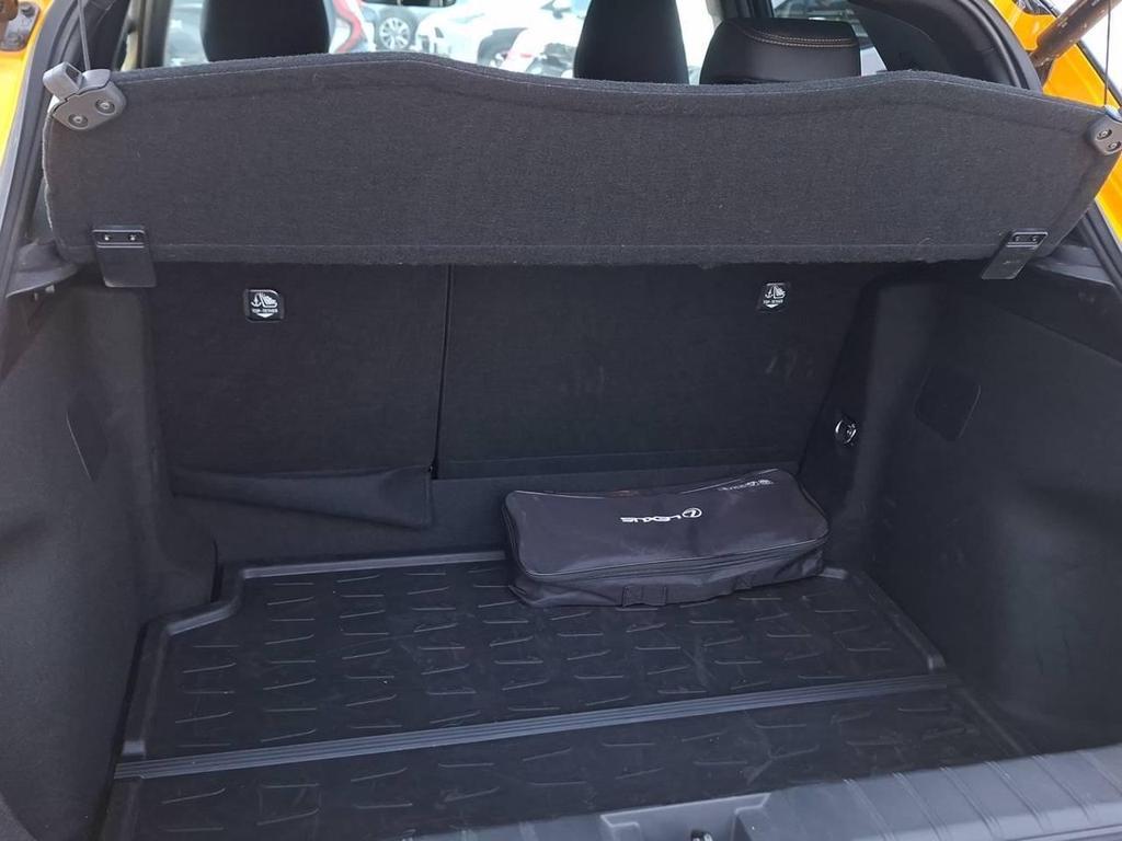 Lexus LBX 1.5 Hybrid Emotion 2WD