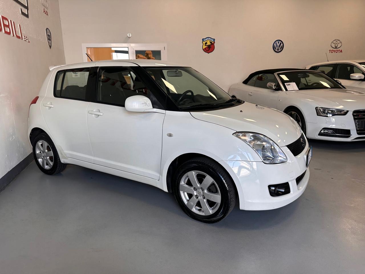 SUZUKI SWIFT 1.3 4X4 BENZINA 5 PORTE