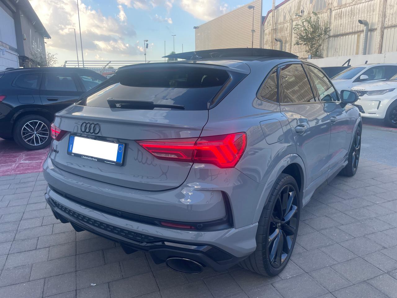 Audi Q3 RS SPB quattro S tronic 294 KW