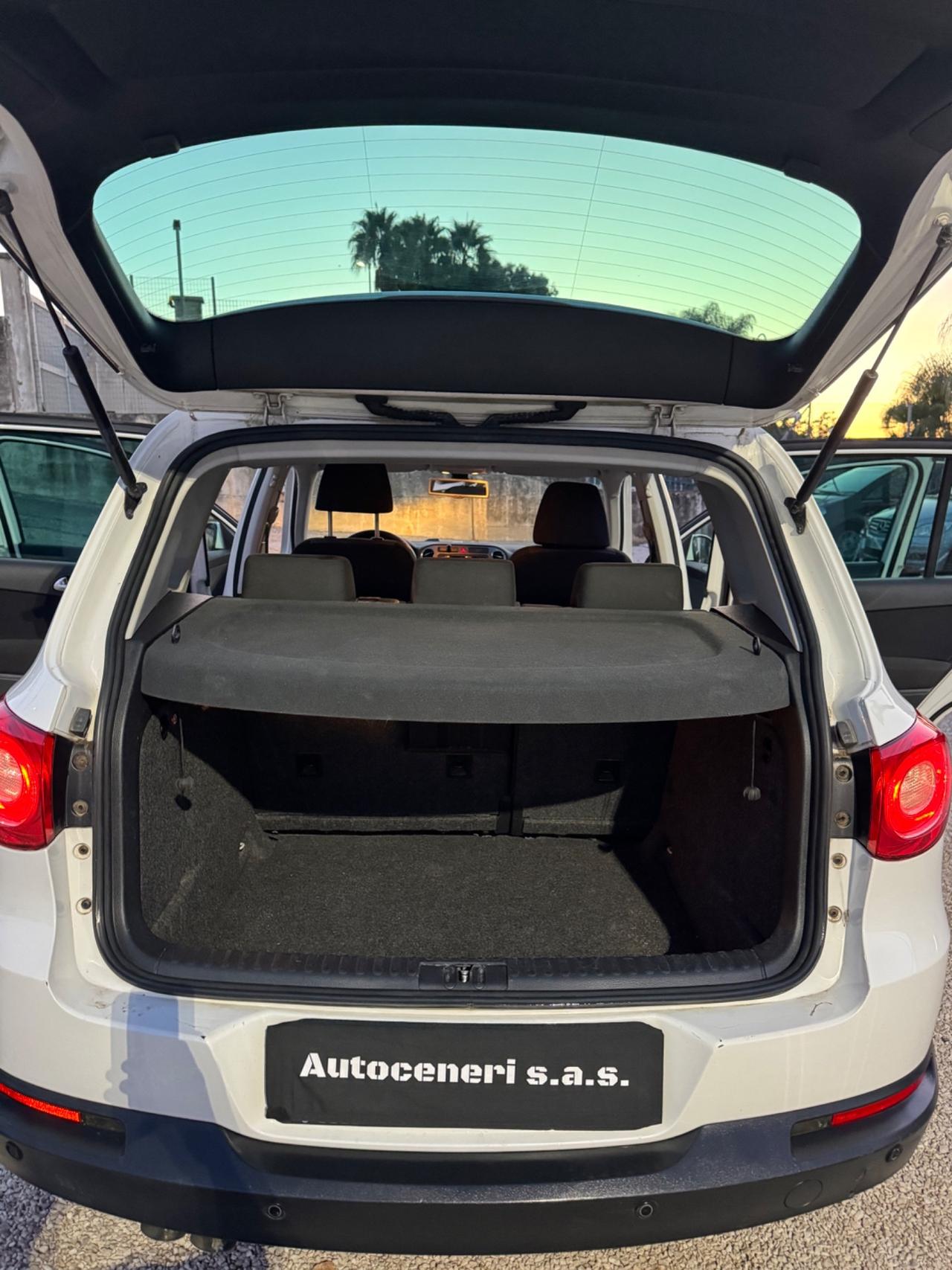 Volkswagen Tiguan 2.0 TDI DPF 4MOTION Sport & Style