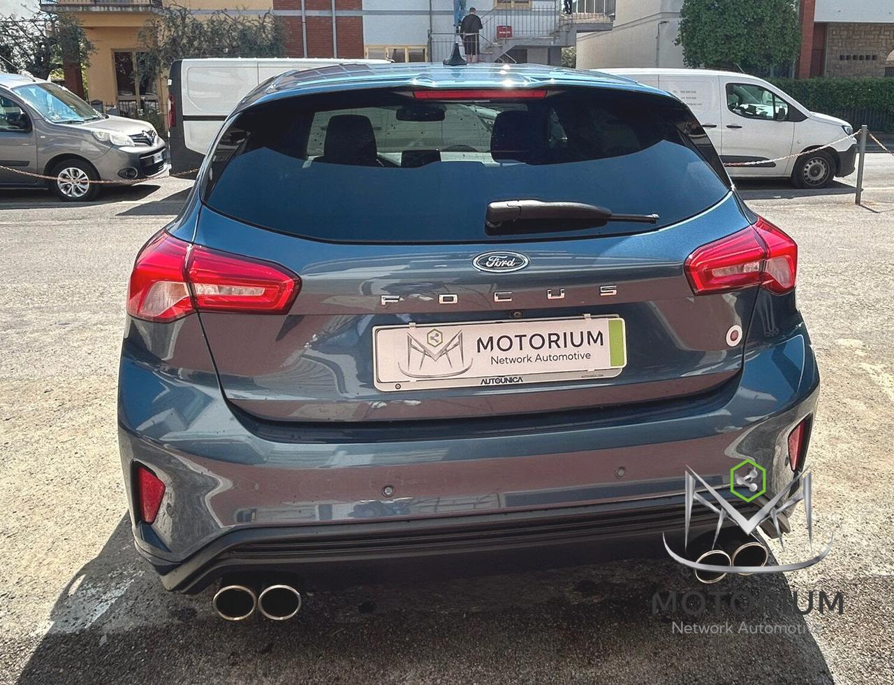 Ford Focus ST-LINE