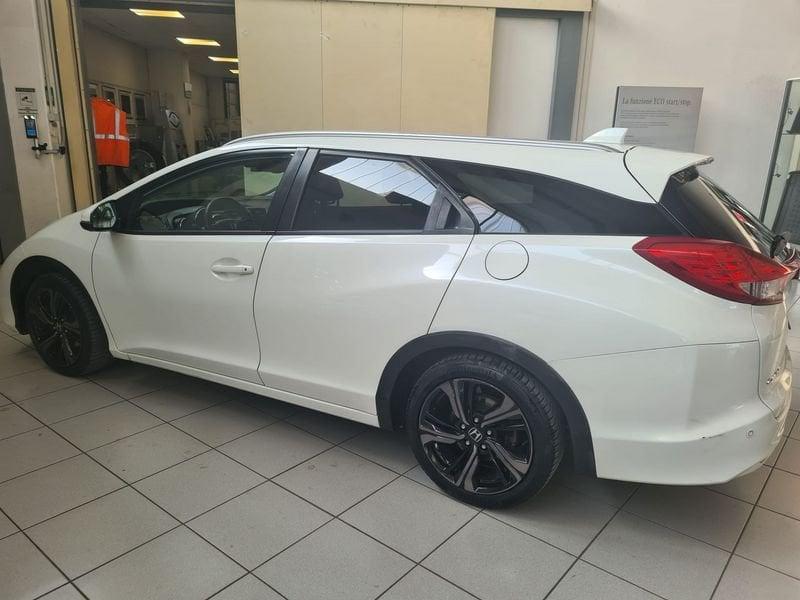 Honda Civic 1.6 i-DTEC Elegance Navi