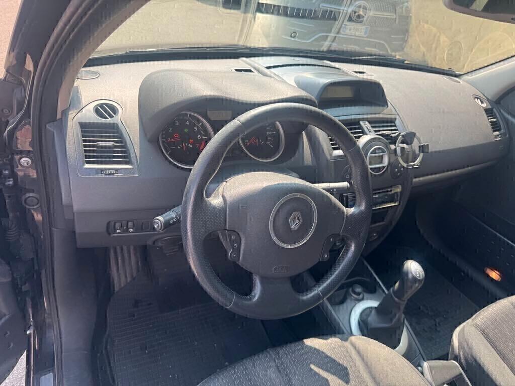 Renault Megane 1.6 Benzina Anno 2006