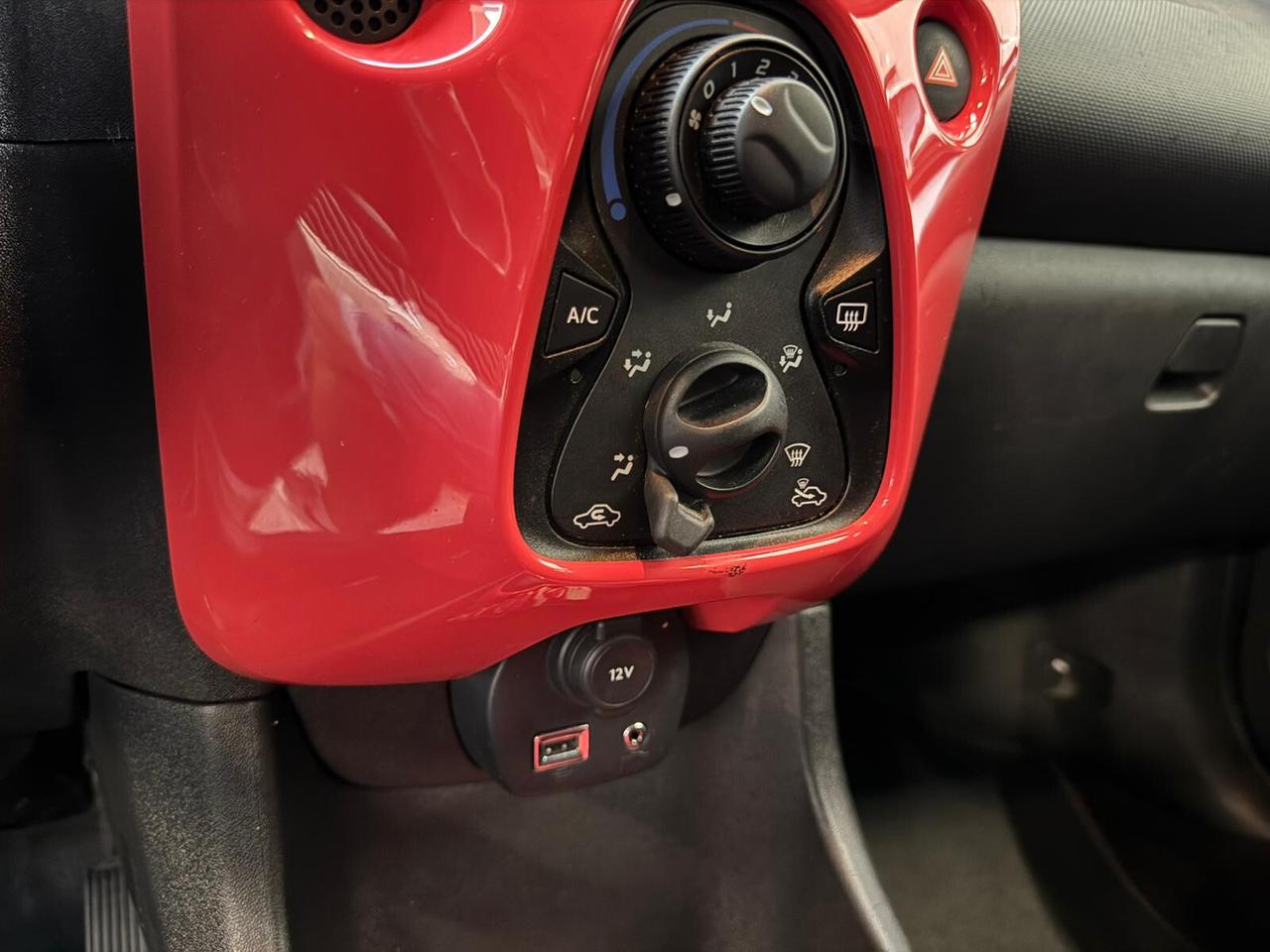 Citroen C1 VTi 68 5 porte Shine Cabrio