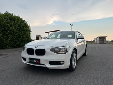 Bmw 118 118d 5p. Urban