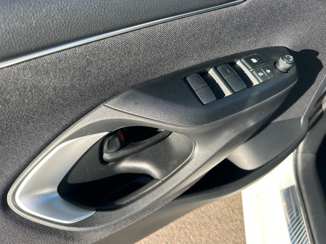 Toyota Yaris 1.0 5 porte Trend