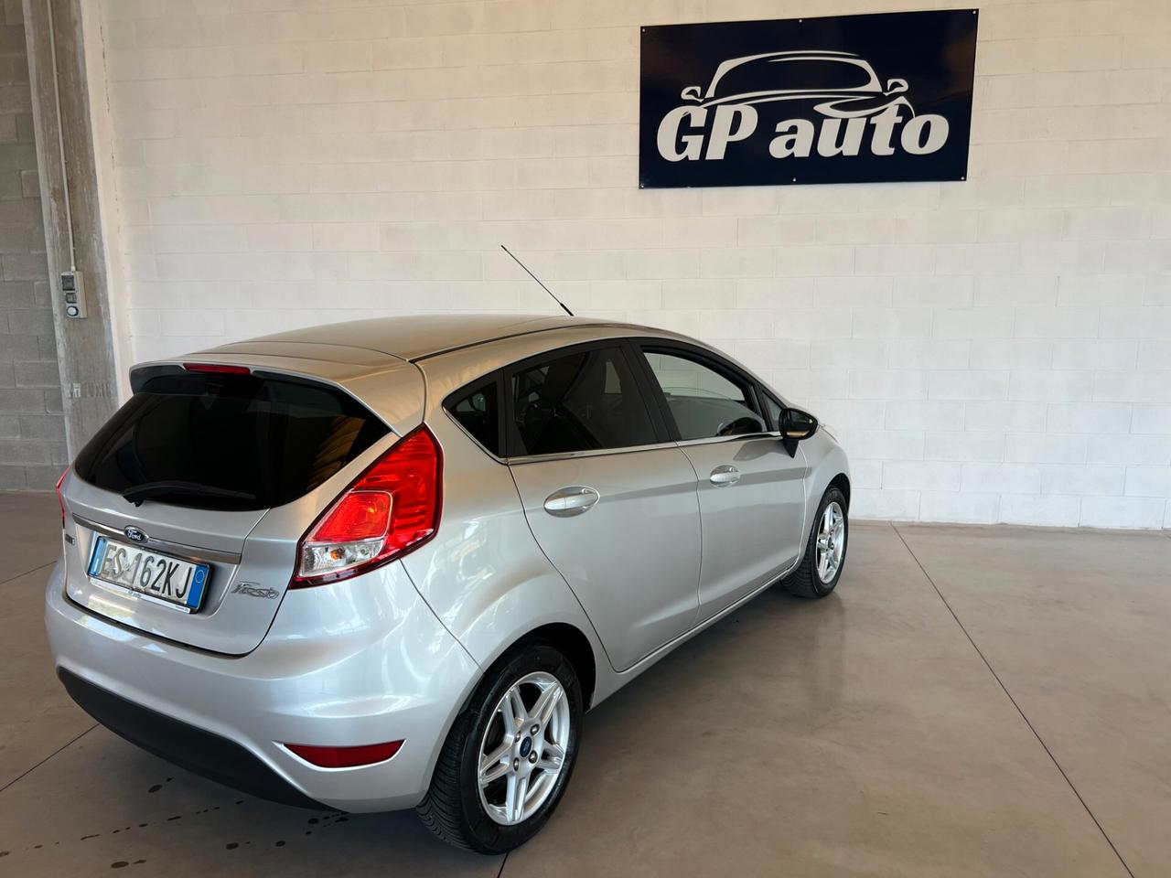 Ford Fiesta 1.0 80CV 5 porte Titanium OK NEOPATENTATI