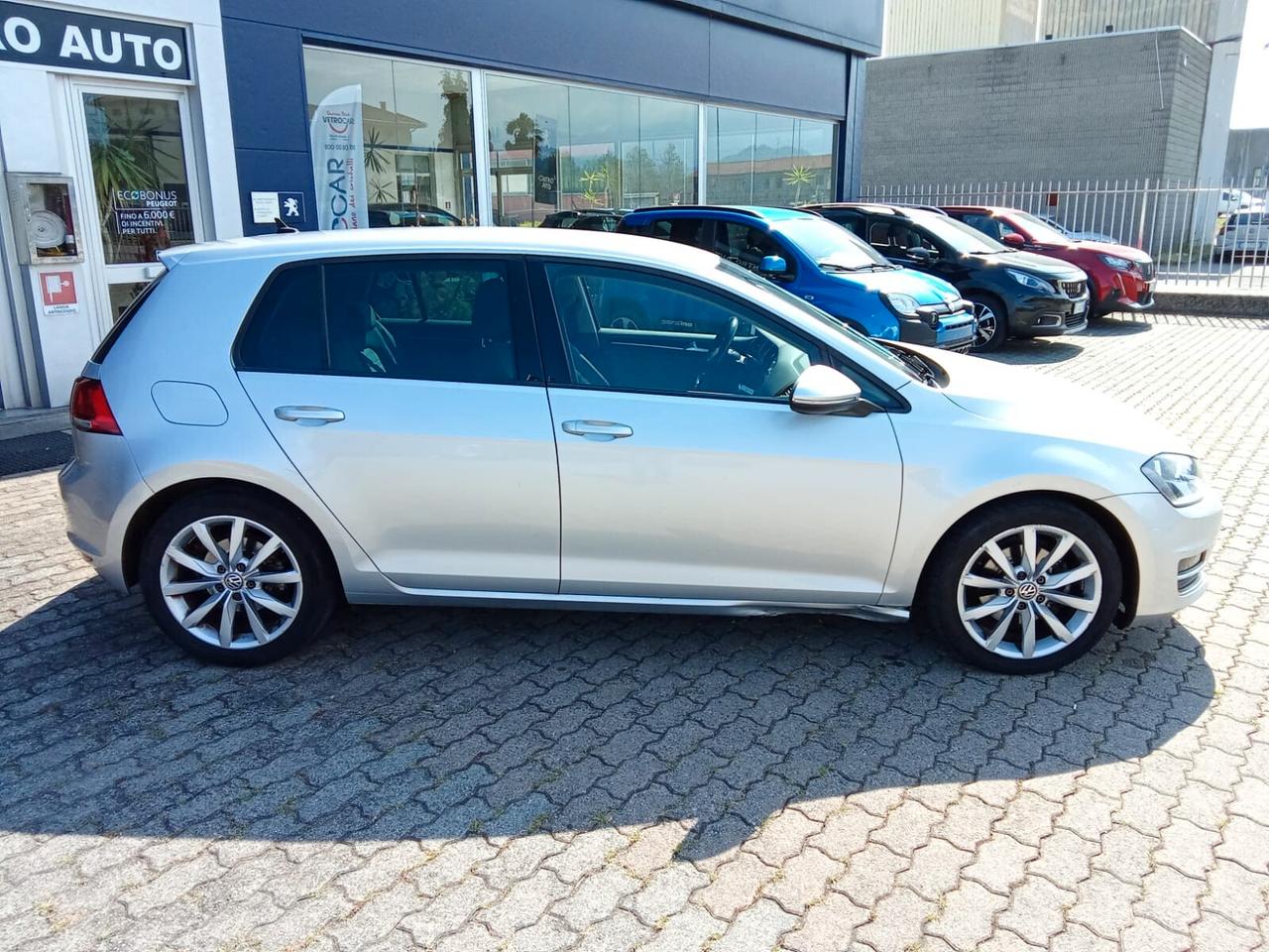 Volkswagen Golf 2.0 TDI DSG 5p. Highline BlueMotion Technology