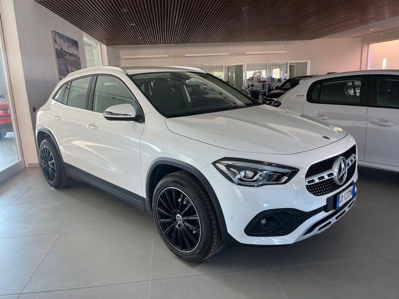 Mercedes-Benz GLA GLA 180 Automatic Business Extra