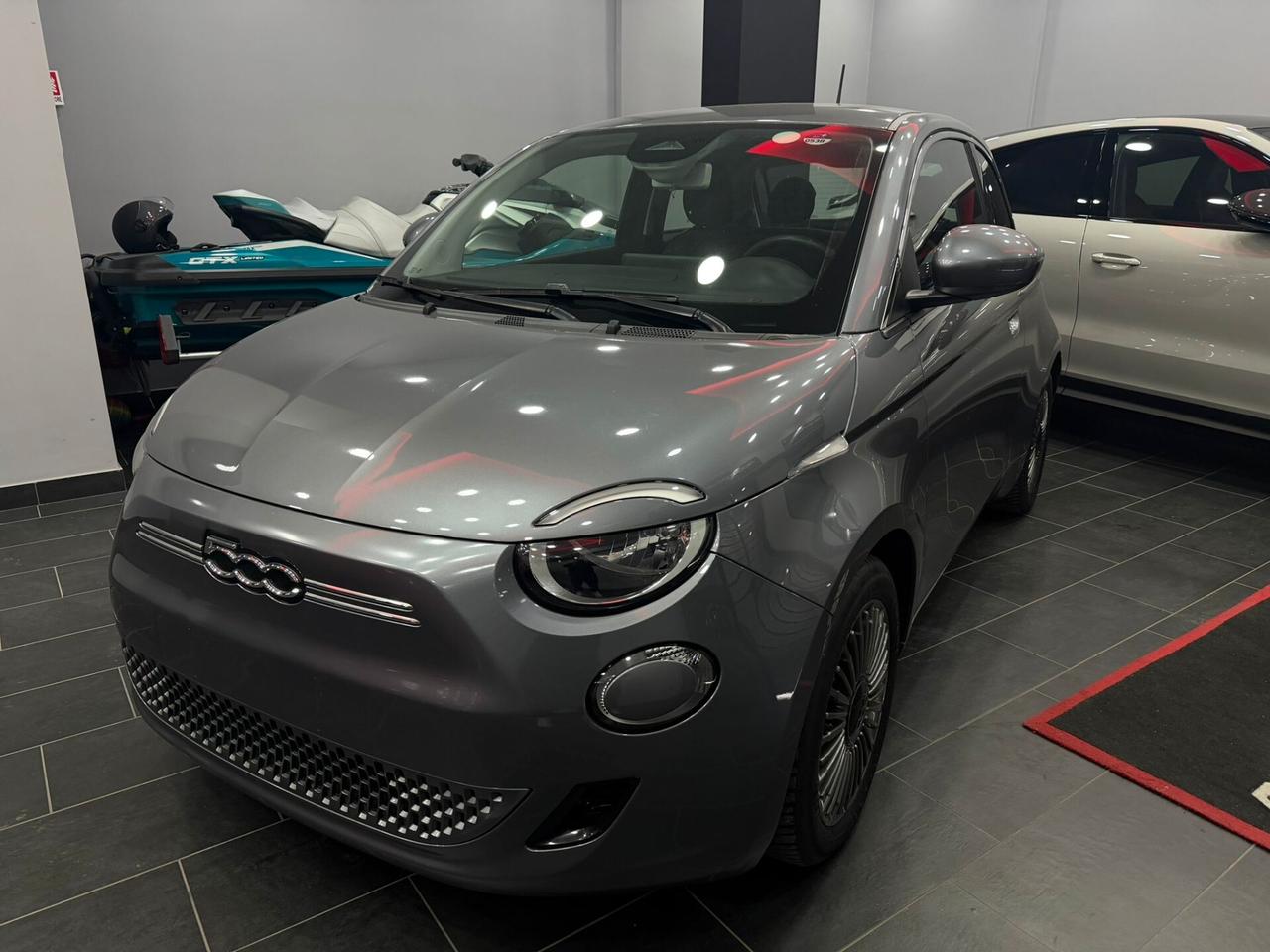 Fiat 500 500e Berlina 42 kWh Passion