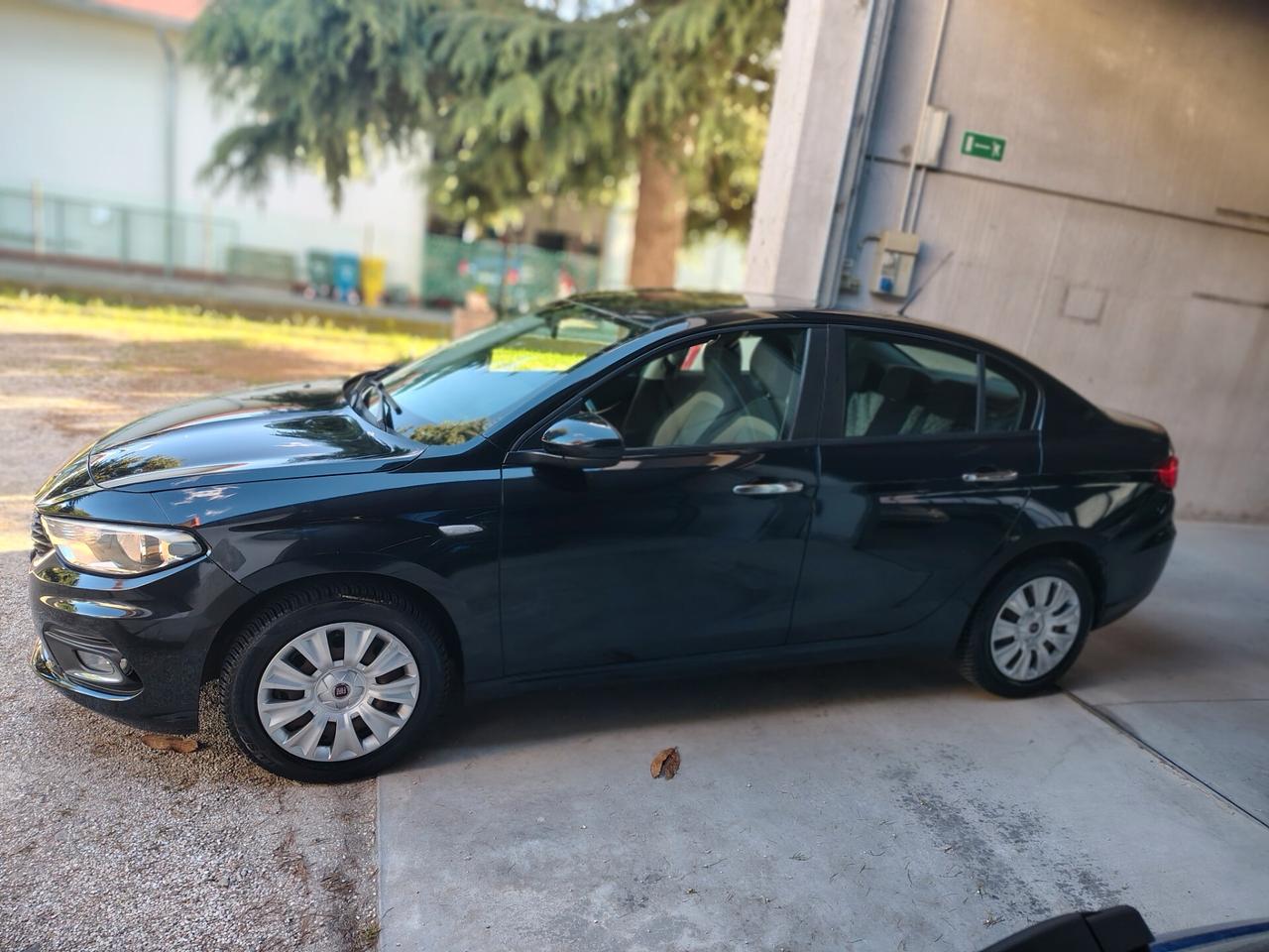 Fiat Tipo 1.3 Mjt 4 porte Easy