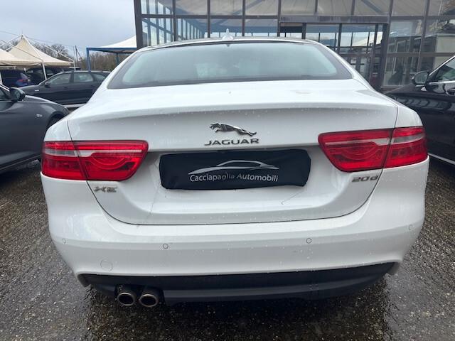 Jaguar XE 2.0 D 180 CV aut. Portfolio