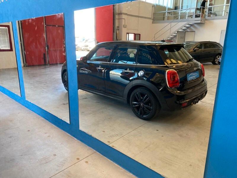 MINI Mini 5 porte (F55) Mini 2.0 Cooper SD 5 p...