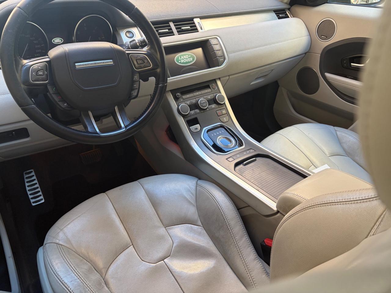 Land Rover Range Evoque 2.2 TD4 5p. Pure Tech Pack