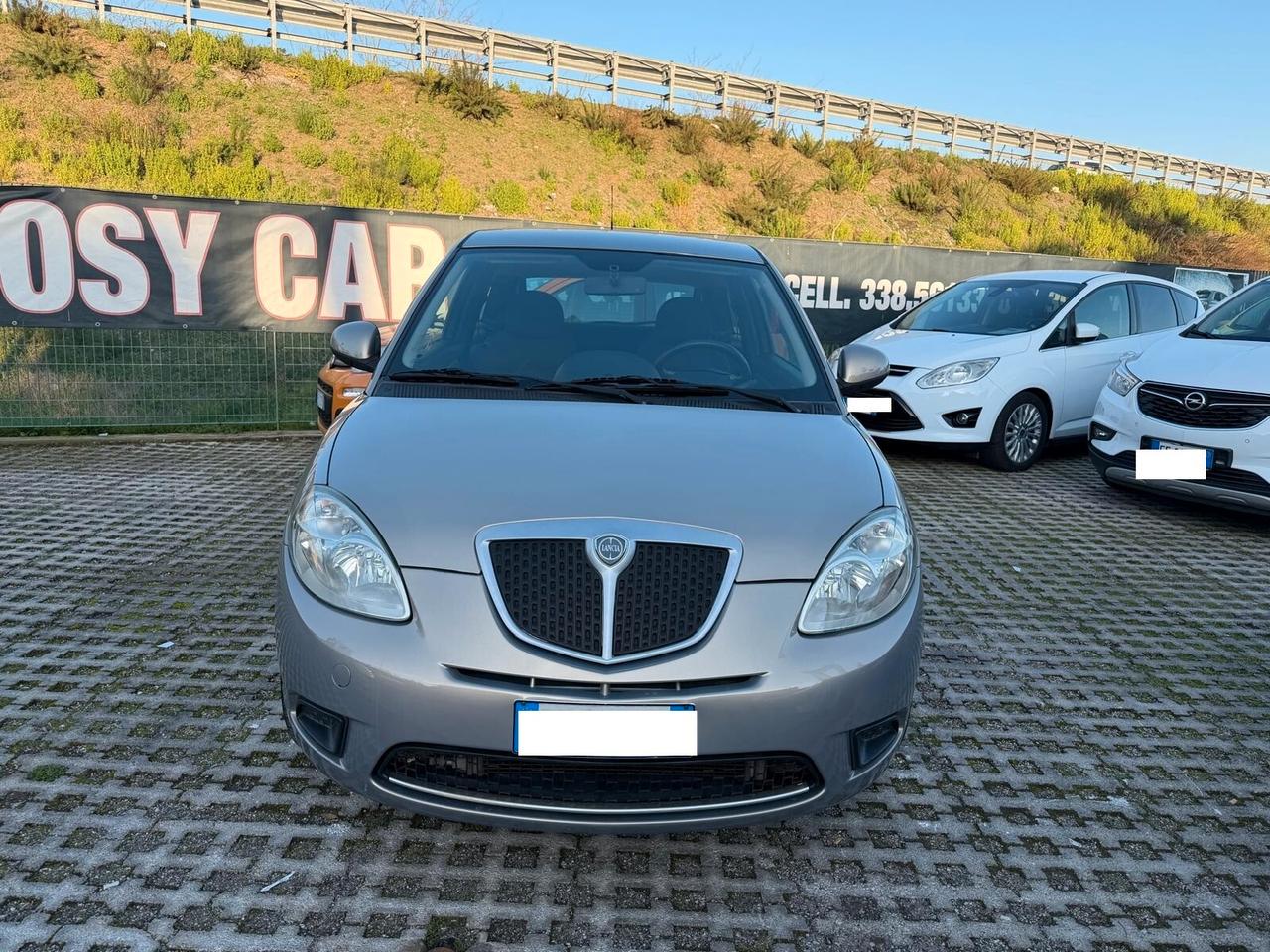 Lancia Ypsilon 1.2 Platino-10/2009