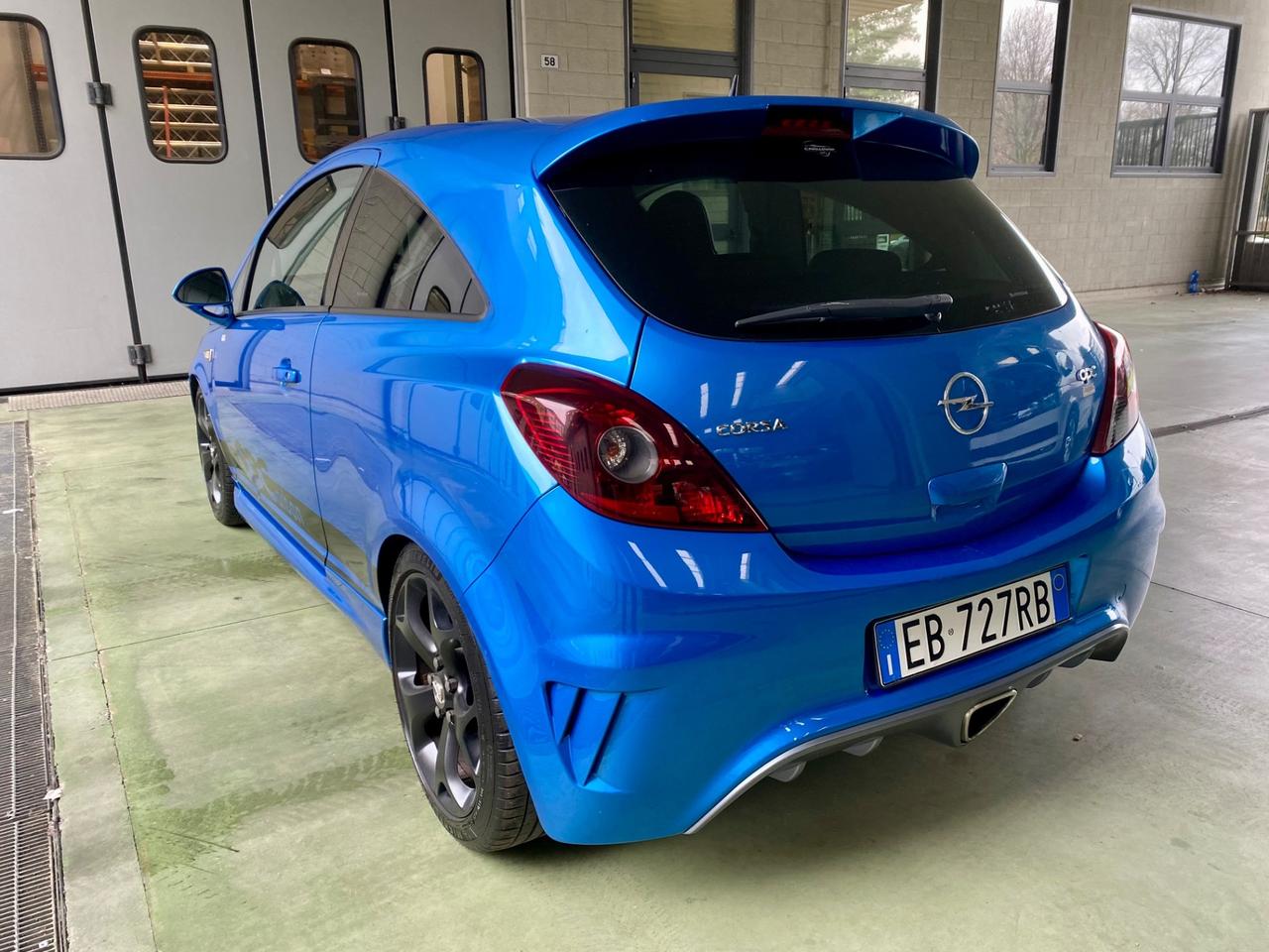 Opel Corsa 1.6 T 192CV 3 porte OPC