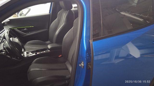 PEUGEOT 2008 BlueHDi 130 S&S EAT8 GT