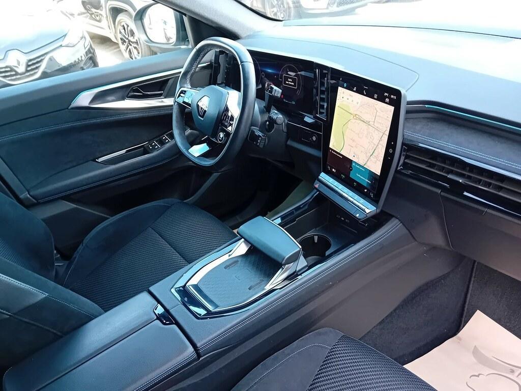 Renault Austral 1.2 E-Tech full hybrid Iconic Esprit Alpine