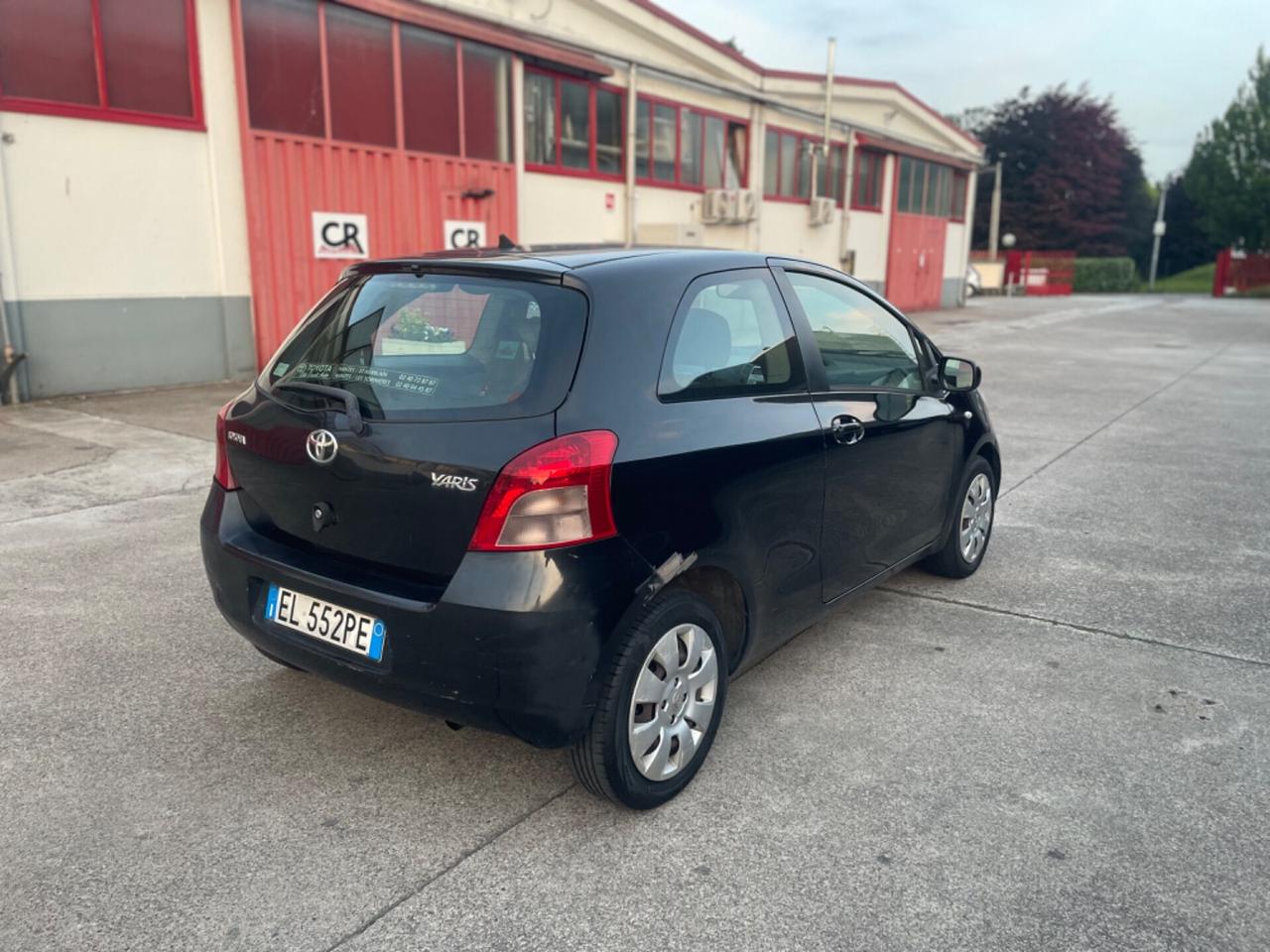 Toyota Yaris 2a serie