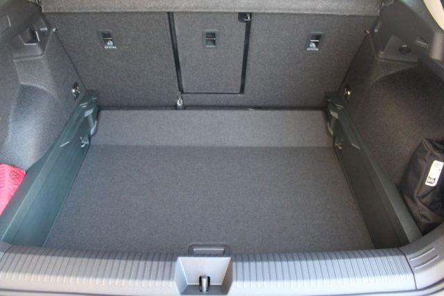 VOLKSWAGEN T-Roc 1.5 eTSI ACT DSG Life-KM0