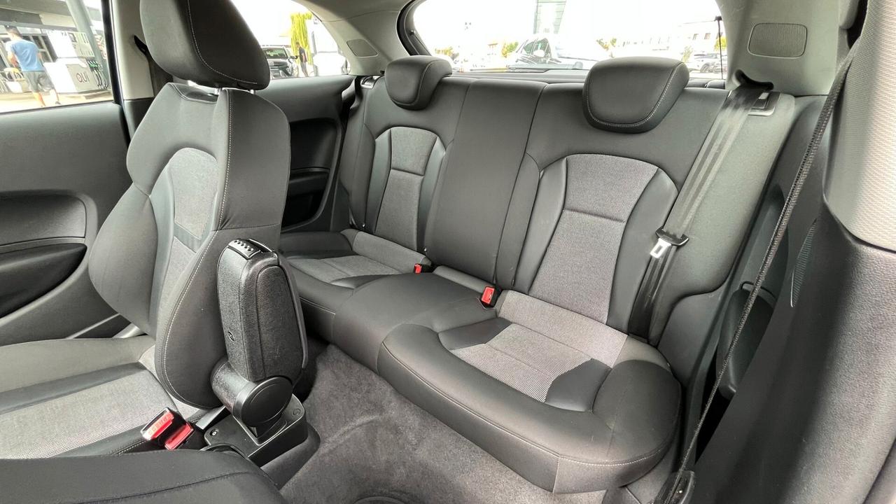 Audi A1 SPB 1.6 TDI 105 CV Attraction