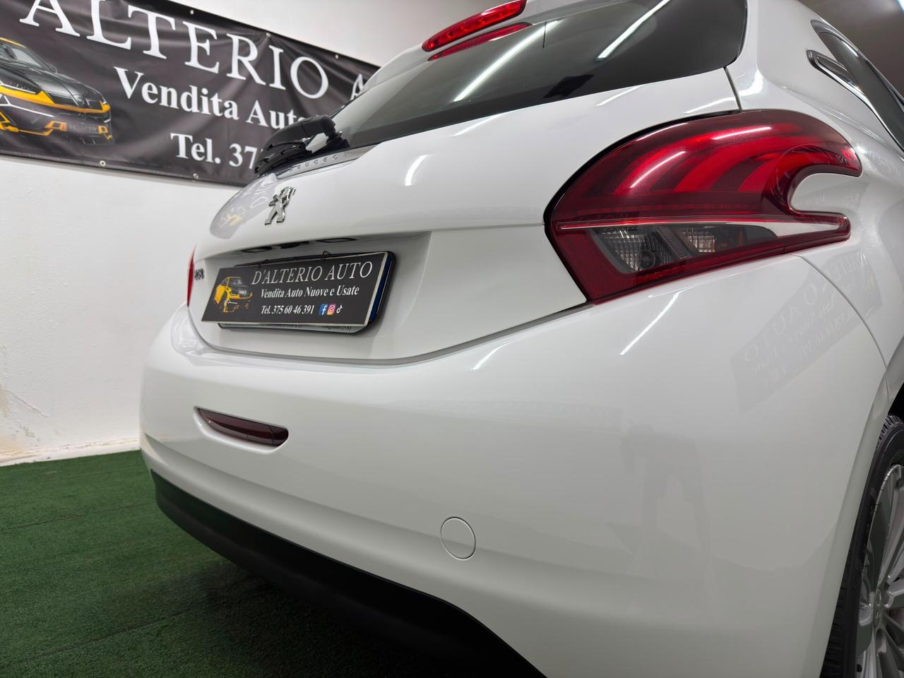 Peugeot 208 BlueHDi 75 3 porte Allure