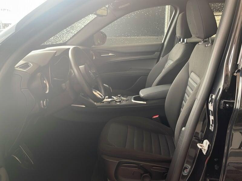 Alfa Romeo Stelvio 2.2 TD 160 CV Super AT8 RWD