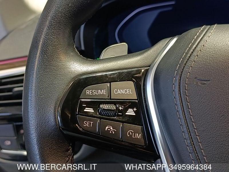 BMW Serie 5 520d 48V xDrive Touring Luxury*SEDILI RISC*TELECAMERA*CAMBIO AL VOLANTE*