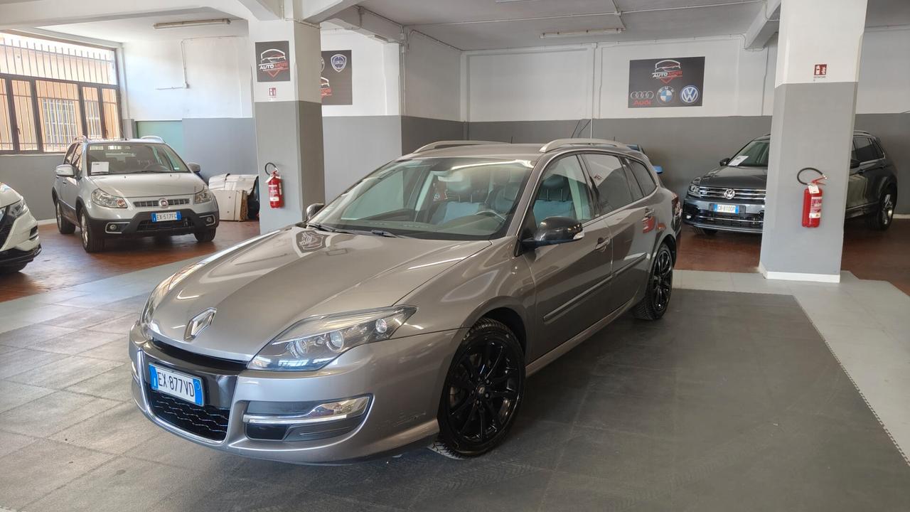 Renault Laguna 2.0 dCi 150CV SporTour 4Control ESM