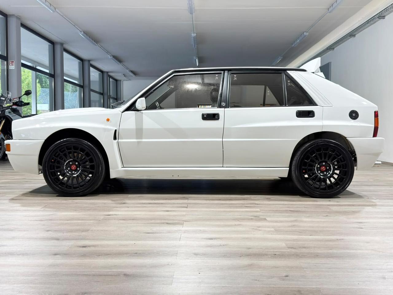 LANCIA DELTA HF INTEGRALE EVOLUZIONE 1 - RESTAURO