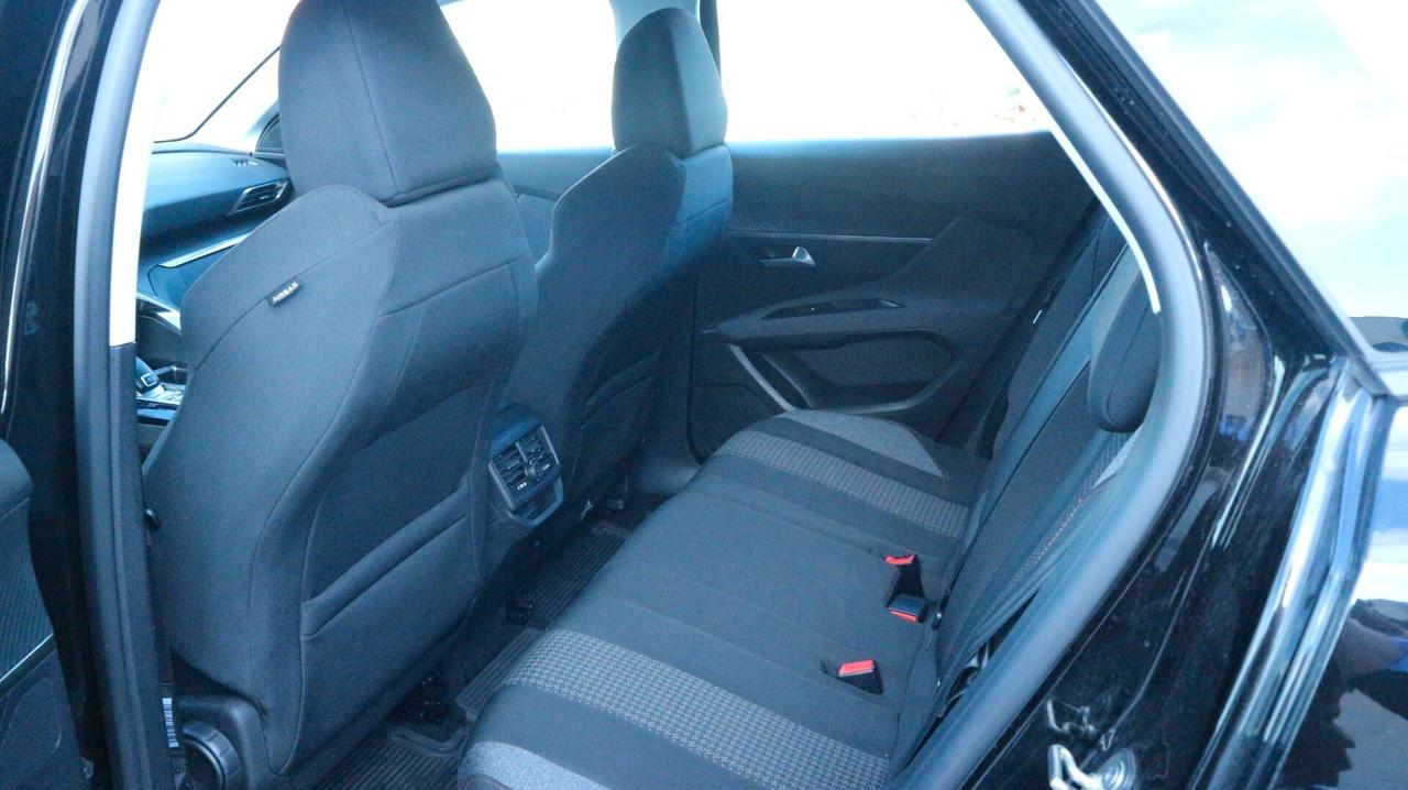 Peugeot 3008 BlueHDi 120 S&S Access