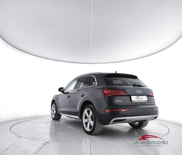 AUDI Q5 35 TDI quattro S tronic Sport